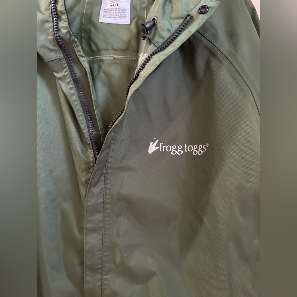 Frogg Toggs Mens Green Long Sleeve Zip Front Hooded Windbreaker Jacket Sz M/L - Picture 8 of 8